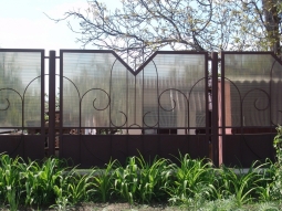Прозрачный забор