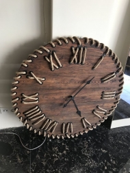 Изготовление настенных часов из спила дерева